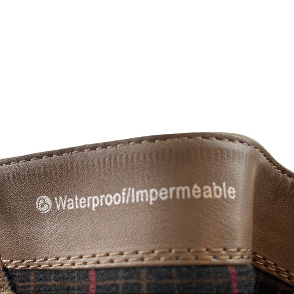 Blondo Waterproof Distressed Dual Side Zipper Genuine Leather Heeled Booties Tan - Picture 15 of 16